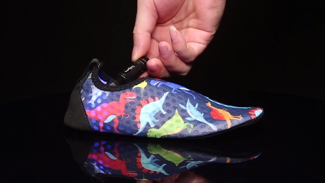 6 Centipede+Demon+Water+Outdoor+Barefoot