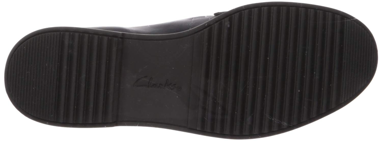 Clarks Women's Raisie Arlie Loafer - Image 4