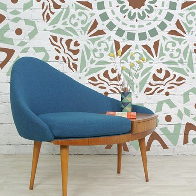 Stencil Wall Roseton 002. Approximate size: Exterior of Stencil: 50 x 50 cm (19,6 x 19,6 inch) Measurement of Design: 48 x 48 cm (18,9 x 18,9 inch)