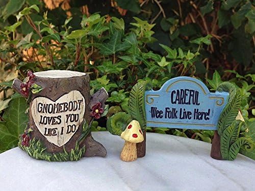 Miniature Dollhouse Fairy Garden Body Loves You & Wee Folk Live Here Sign