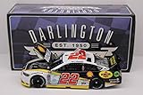 Lionel Racing Joey Logano #22 Shell-Pennzoil Darlington 2016 Ford Fusion Nascar Diecast Car