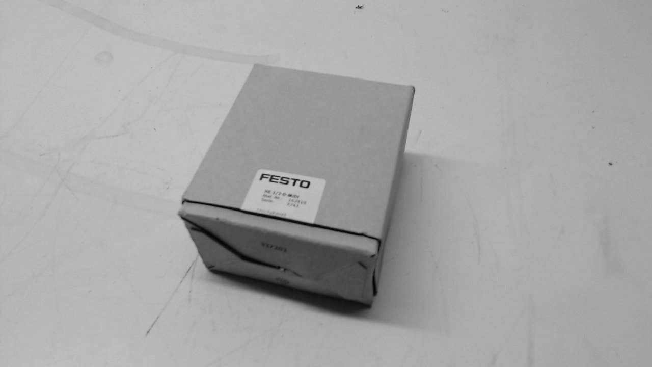 Festo 162810 On/Off Valve, Model HE-1/2-D-MIDI, White
