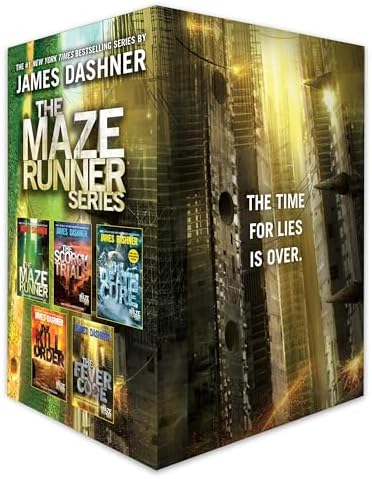 Amazon.com: The 100 Complete Boxed Set: 9780316551366: Morgan
