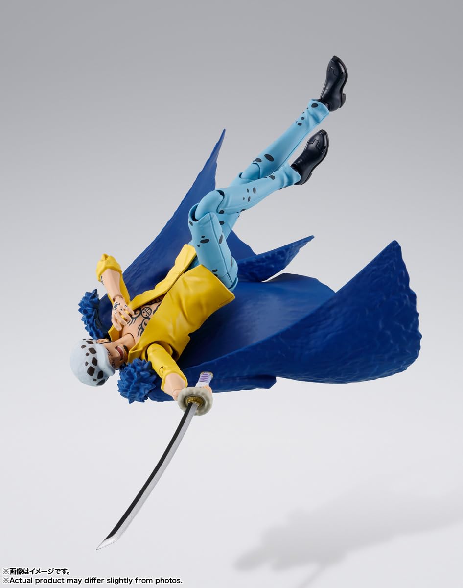 TAMASHII NATIONS - One Piece - Trafalgar Law -The Raid on Onigashima- S.H.Figuarts Action Figure