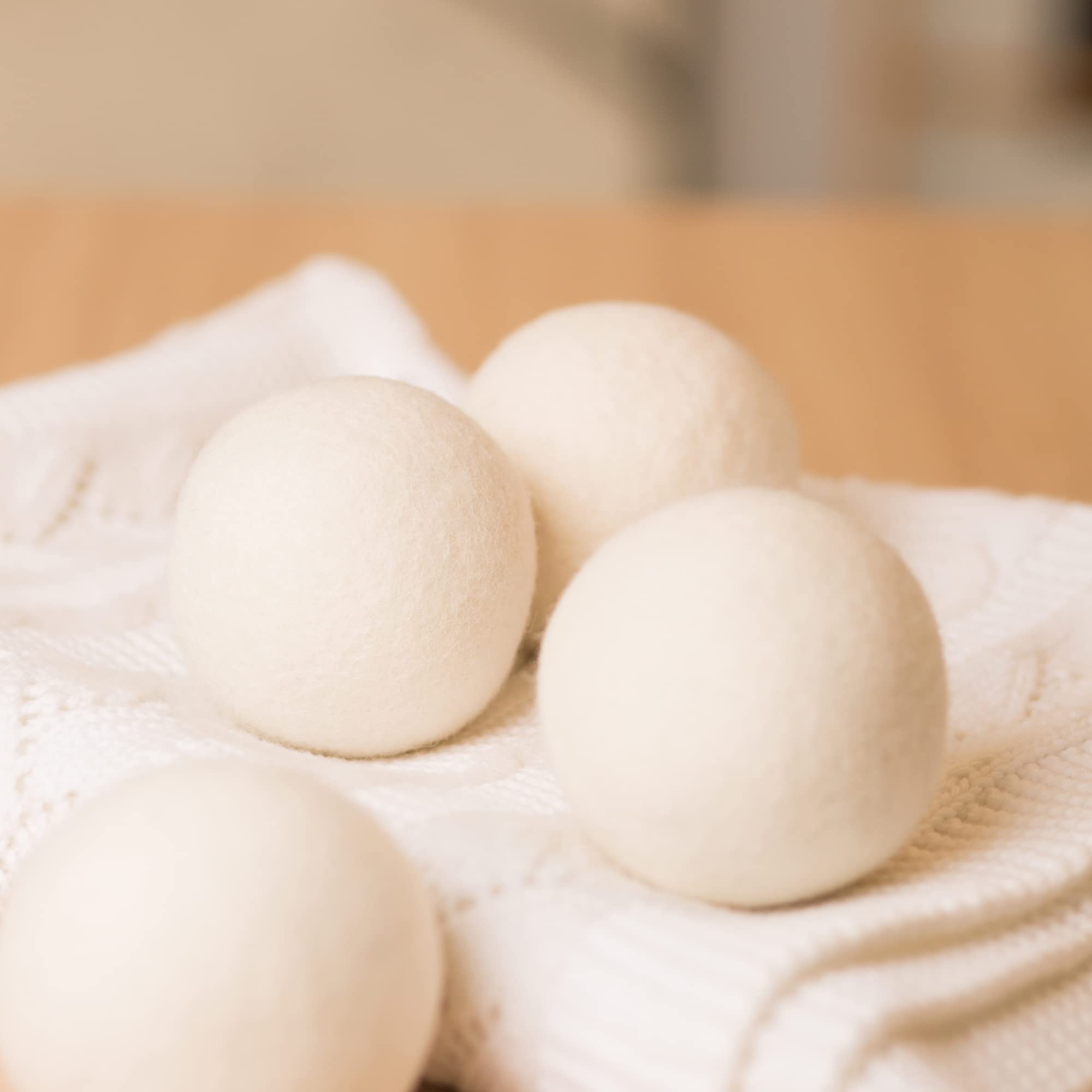 BABL LIFE Wool Dryer Balls-Pack of 6,Premium Reusable New Zealand Natural Fabric Softener,Saves Drying Time, Handmade-Upgraded Version(Made of The Latest Shearing)-2.6 Inch