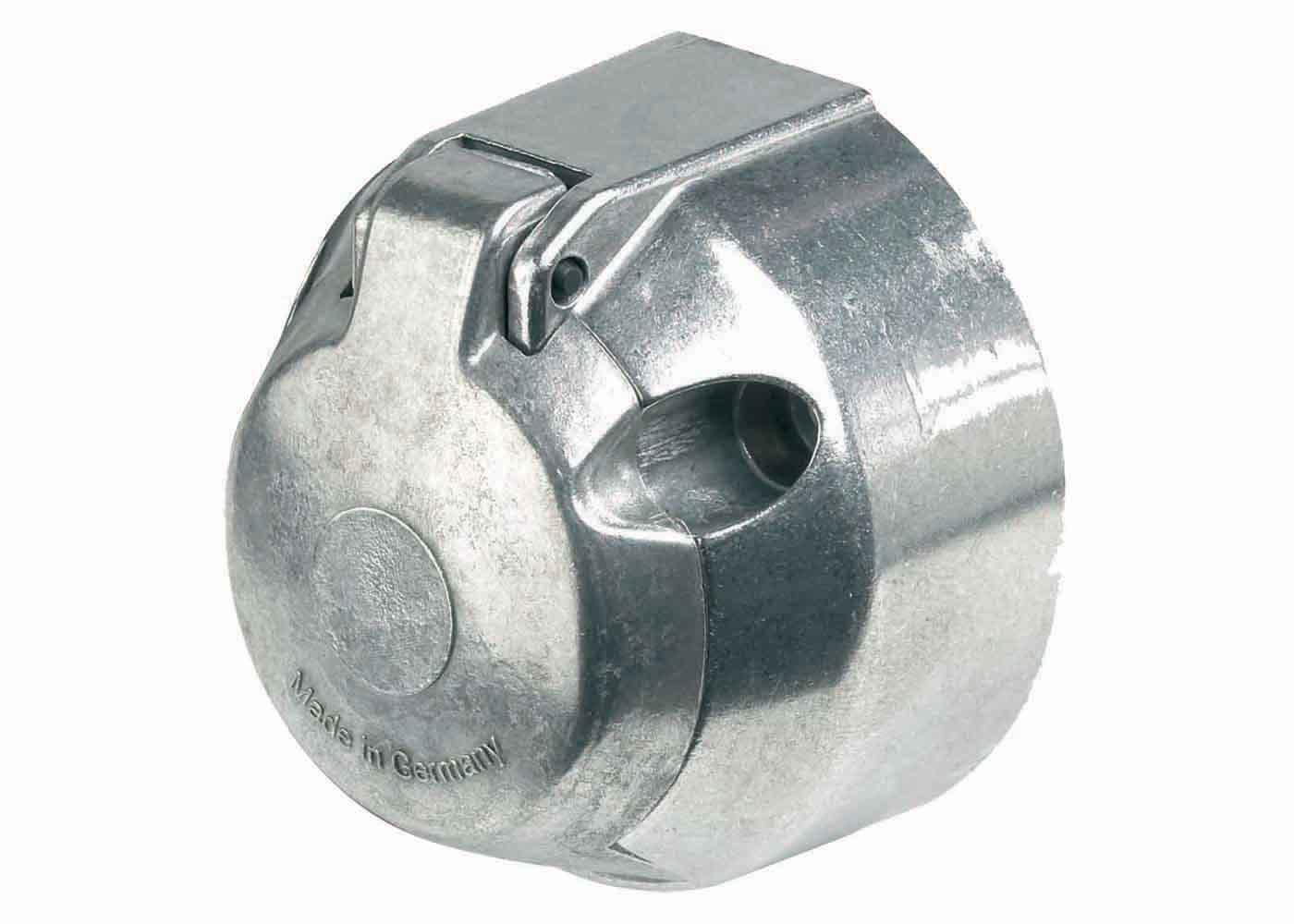 RING 12N Metal Socket With Rear Fog Cut Out - Ideal for Horseboxes, Caravans & Trailers