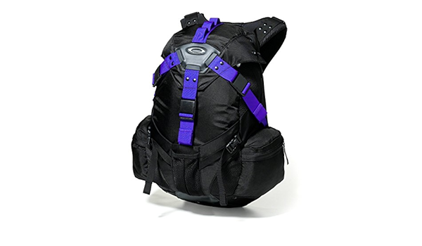 oakley infinite hero backpack