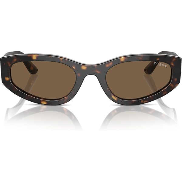 Amazon.com: Vogue Eyewear Woman Sunglasses Black Frame  display picture 1