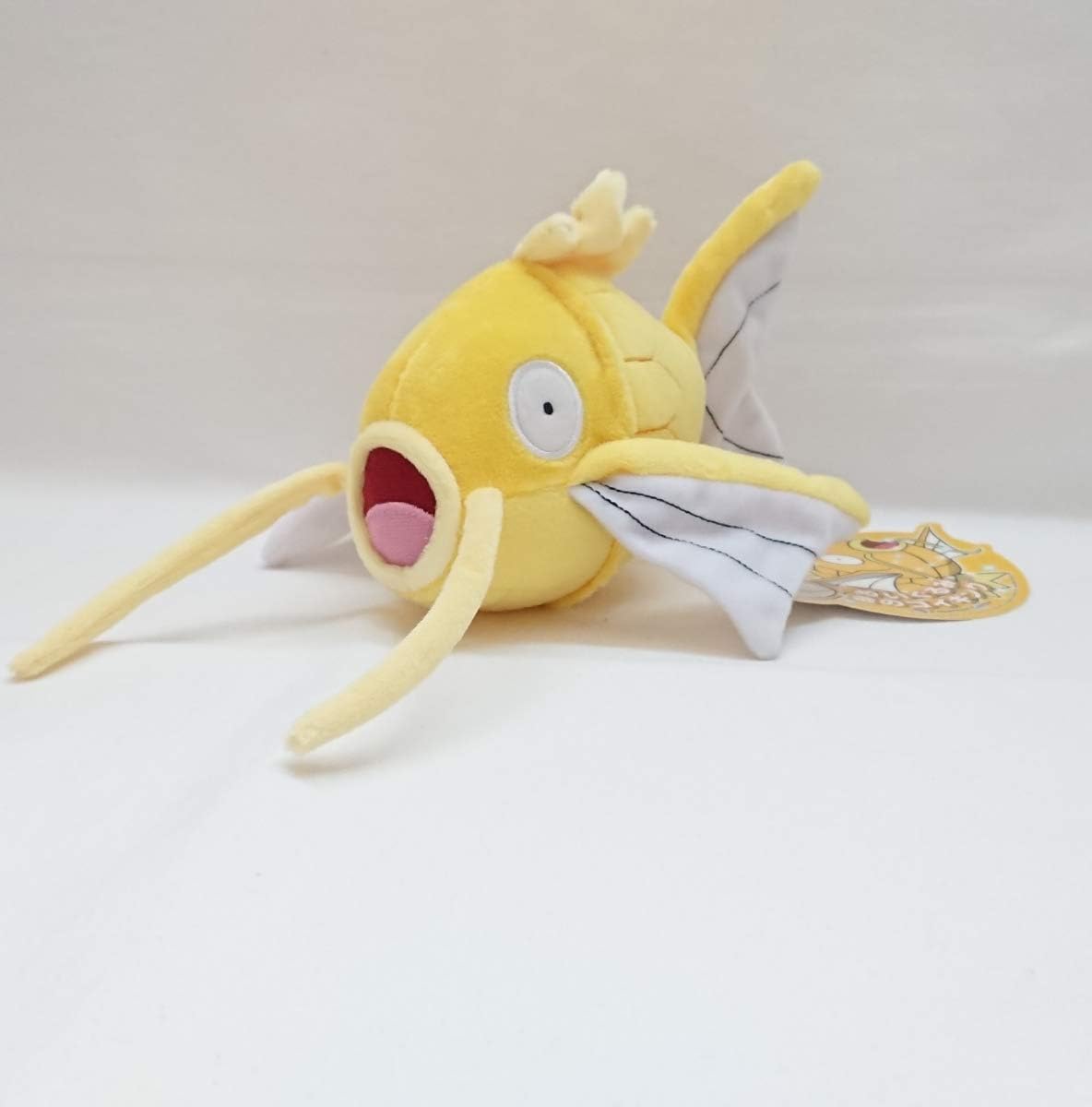 ポケモンセンター ぬいぐるみ 金のコイキング ぬいぐるみ ホビー Amazon