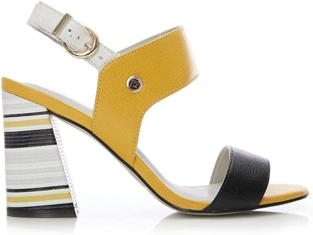 moda in pelle yellow shoes
