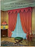 Image de Les rideaux et le décor de la fenêtre