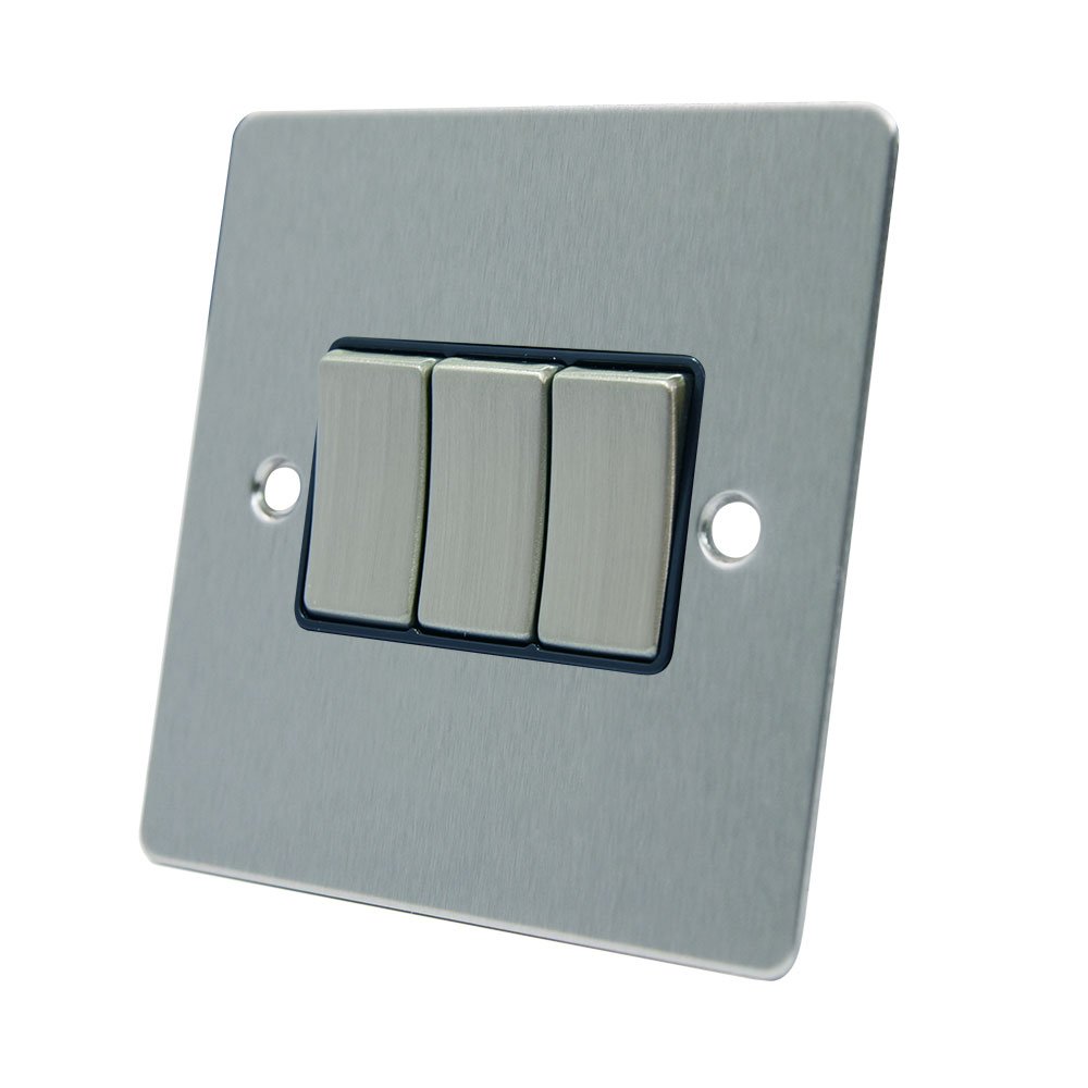 AET FSC3GSWIBS 10 A 3-Gang 2-Way Satin Chrome Flat Triple Light Switch with Black Insert Metal Rocker Switches