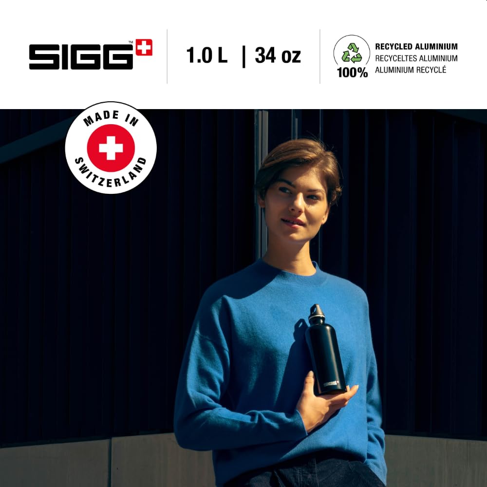 SIGG - Alu Trinkflasche - Traveller Schwarz - Klimaneutral Zertifiziert - Für Kohlensäurehaltige Getränke Geeignet - Auslaufsicher - Federleicht - BPA-frei - Outdoor - 1L 2