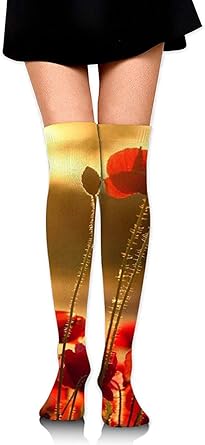 Pinakoli Medias de la flor de la amapola sobre la rodilla del ...