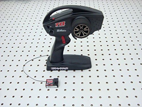 TRAXXAS TQ 2.4GHZ 3 CHANNEL RADIO WITH 3 CHANNEL RECIEVER 6517 6519