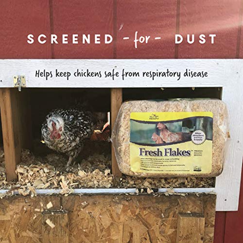 Manna Pro Fresh Flakes Chicken Coop Bedding Pine Shavings for