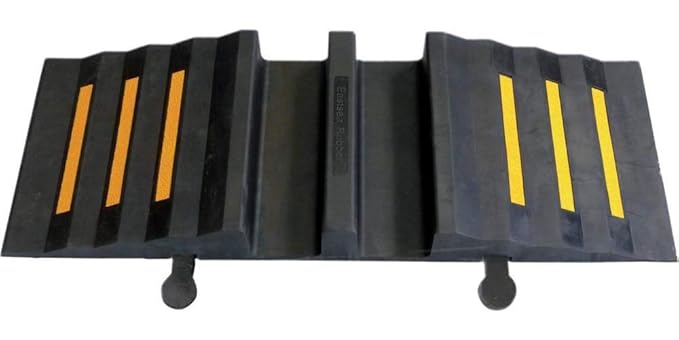 Schlauchbrücke Admi Bridge Tragkraft 20 to. Gummi, schw., m. Reflekt. f. C- u. B-Schläuche