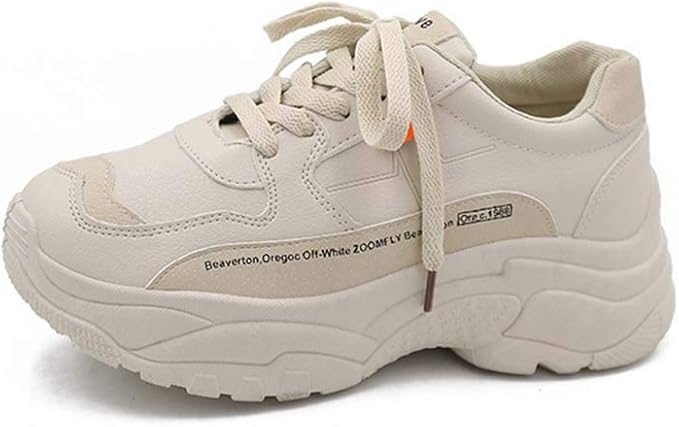 beige tennis shoes