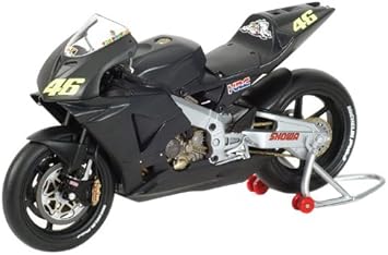 Minichamps Honda Rc211v Pre Season Testbike 2002 Valentino Rossi 1 12 Scale Die Cast Collectors Motorbike Model Amazon De Spielzeug