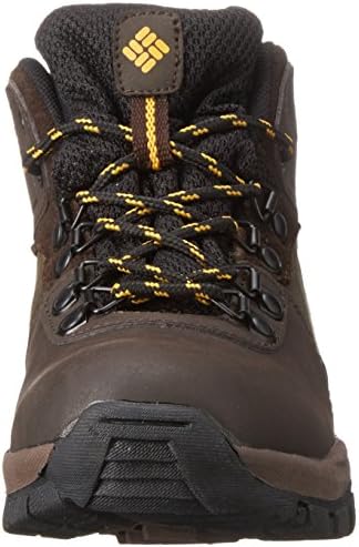 columbia youth hiking boots