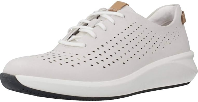 white trainers clarks