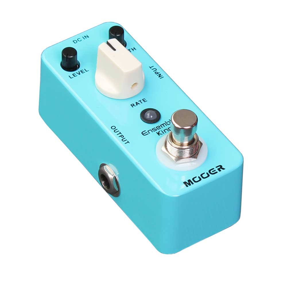 MOOER Ensemble King Analogue Chorus Pedal, Sky Blue - Pure analog chorus sound, Compact, True Bypass, 9mA, 9V