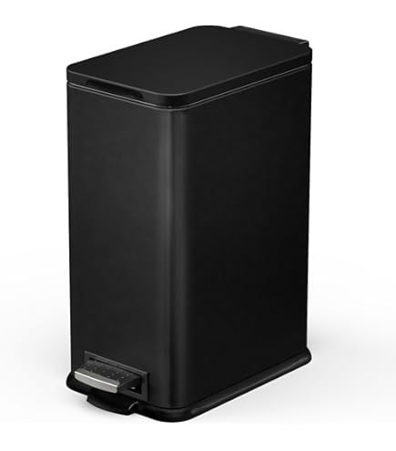 小物 NEIGHBORHOOD CI / P-TRASH CAN Toter 64 Gallon Black Rolling Outdoor Garbage/Trash Can with
