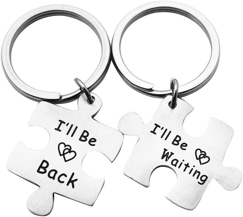 2pcs His and Hers Puzzle Piece Pendant Necklace Keychain Set Couples Key Chain Set Stainless Steel Keyring for Boyfriend Girlfriend Long Distance Couples