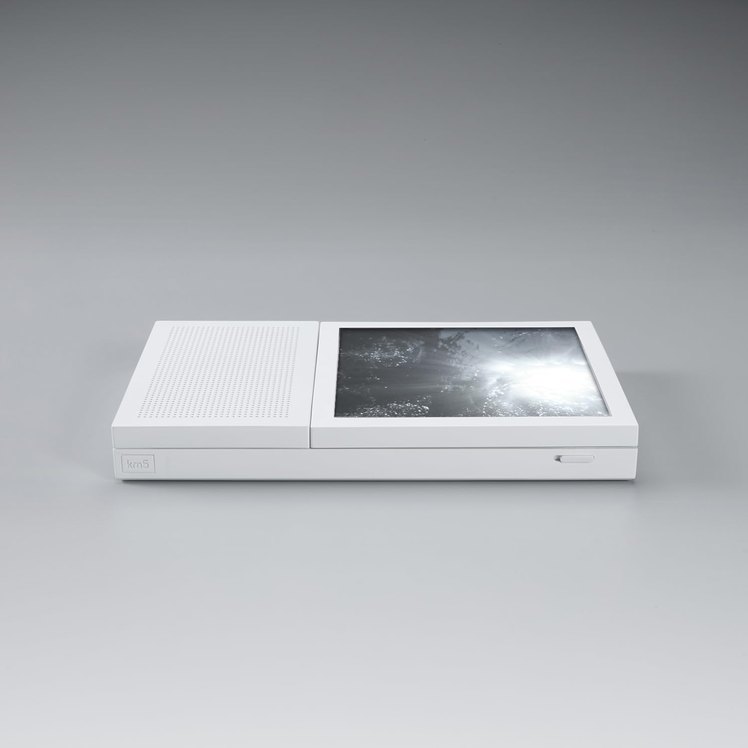 km5 Bluetooth CD Player Instant Disk Audio CP2 (White)