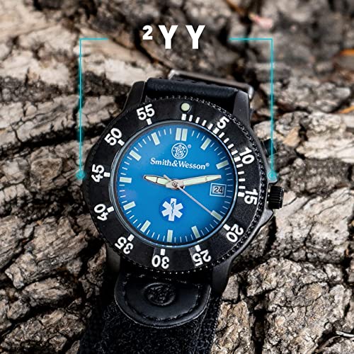 Smith & Wesson EMT Mens Watch, 3ATM Black Nylon Strap band, Waterproof, Water Resistant, Precision Quartz, 40mm | Pricepulse