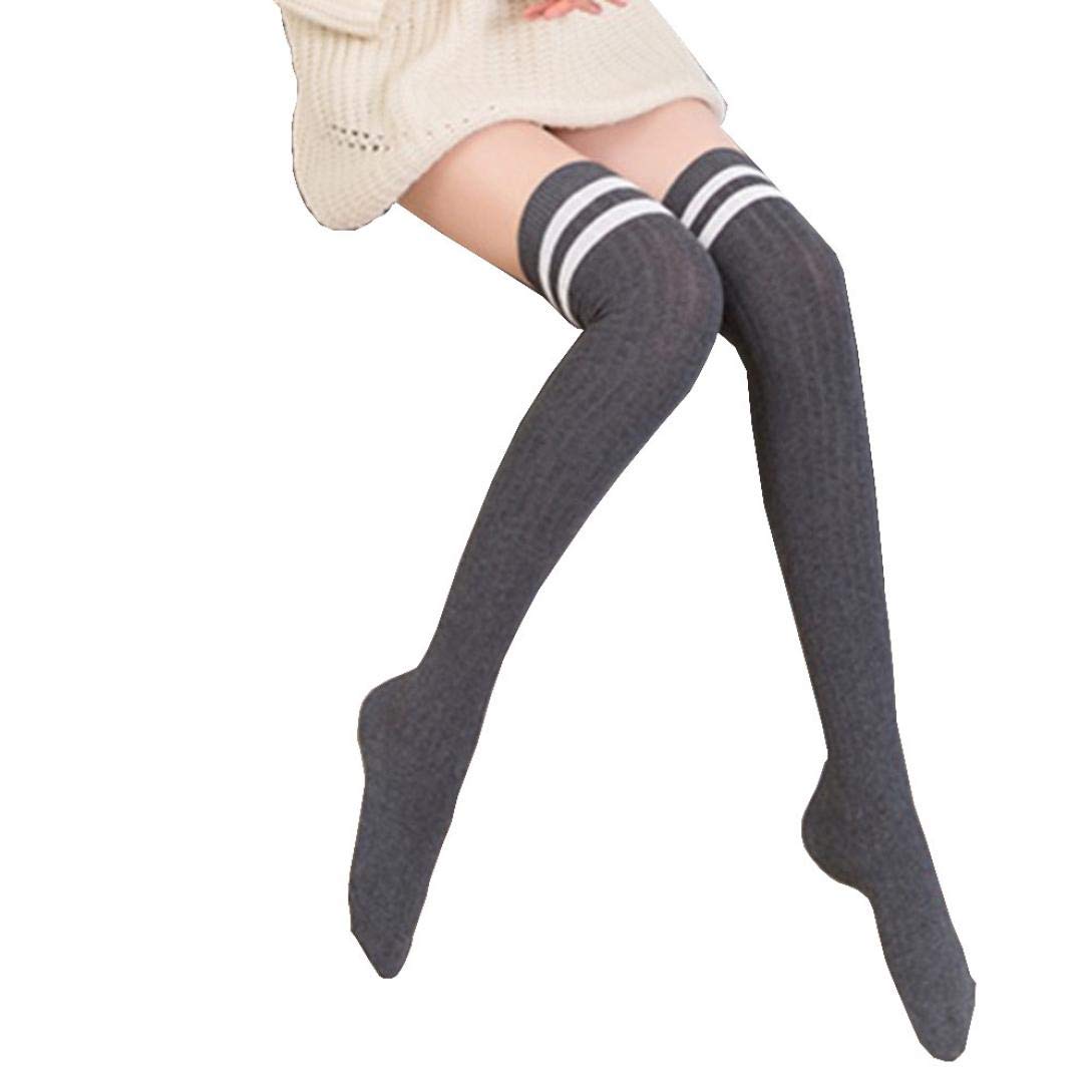 чулки тканевые. чулки с белыми полосками. гольфины белые. мальчик одел гольфы. полосатые гольфы.