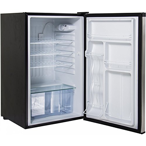 9 Best Outdoor Refrigerators Reviewed [2022 April]
