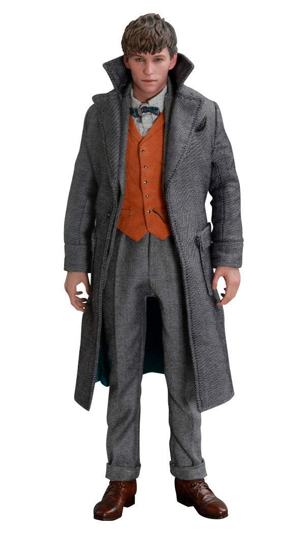 1:6 Newt Scamander Figure - Fantastic Beasts: The Crimes of Grindelwald