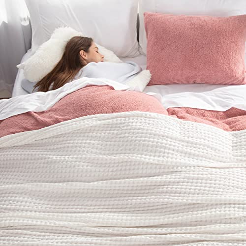 Bedsure Cooling Bamboo Waffle Queen Size Blanket Lightweight and