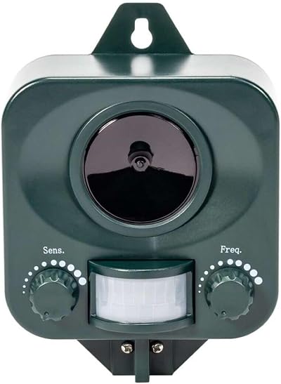 Pestbye Waterproof Ultrasonic Cat Repeller with Ground Stake Battery Powered