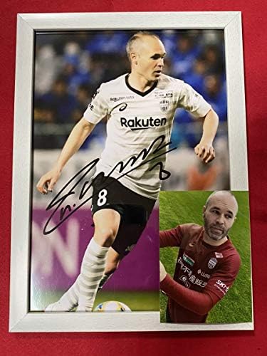 ヴィッセル神戸 8 イニエスタ 直筆サインa4生写真額装沖縄キャンプサイン生写真