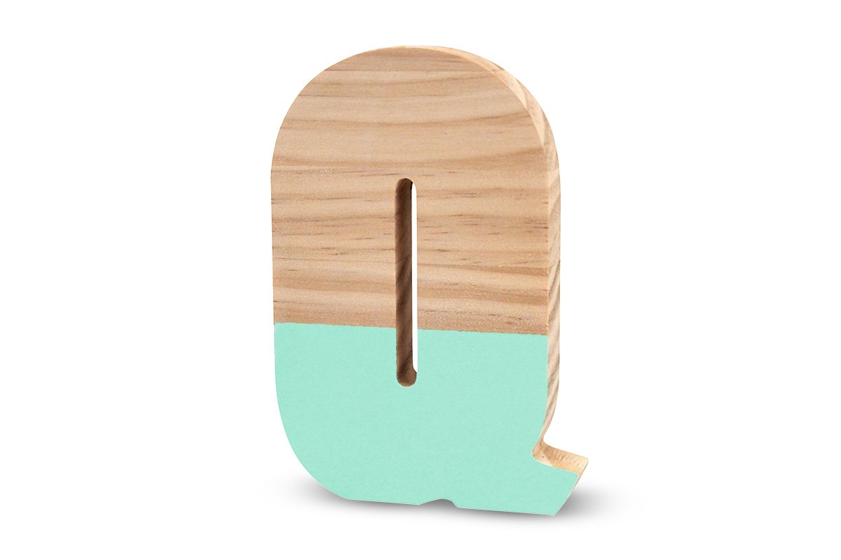 La Lluna La Lluna0209000-Q Semilacquered Pine Letter Q, Mint