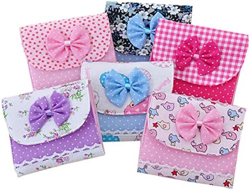 Daoroka Girl Cotton Diaper Sanitary Napkin Package Bag Storage Organizer (10.5X10.5 cm, Random)