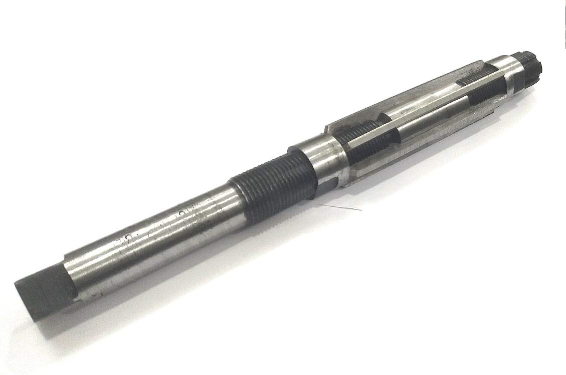 Adjustable Hand Reamer Tool (H13 Adjustable Hand Reamer Tool 1.3/16" to 1.11/32" (30.16-34.13 mm))