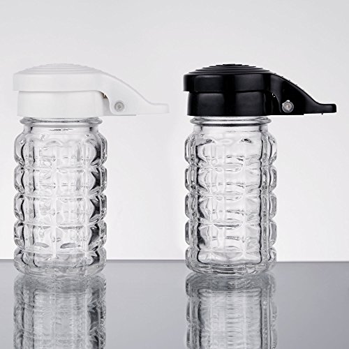 Tablecraft Moisture Proof Salt & Pepper Shakers 1.5 Oz Glass w