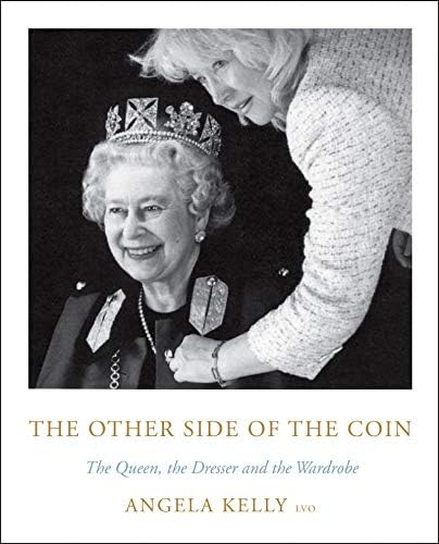 Queen's Jewels: Field, Leslie: 9780810981720: Amazon.com: Books