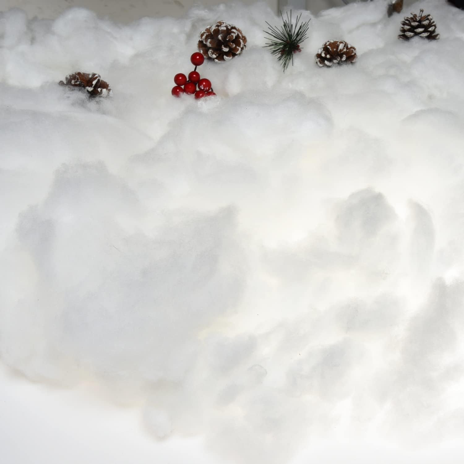 Artificial Snow - Rocinha Fake Snow Decoration 30 Ounce Artificial Snow for Christmas Village Display Fluffy Faux Snow for Table Christmas Tree White Christmas Decorations