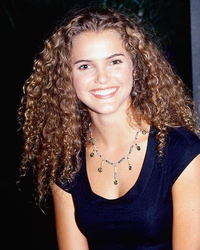 Keri Russell Frizzy Hair 11x14 Hd Aluminum Wall Art At Amazon S