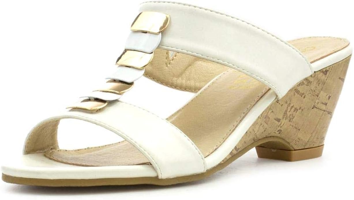 womens cream sandals
