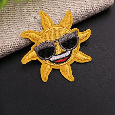 Amazon Co Jp 10pcs安い子供服diyパッチガラス太陽はパッチに刺繍された鉄を縫うアップリケドレスジャケットジーンズステッカー服 Diy 工具 ガーデン