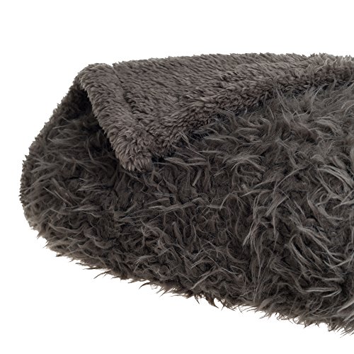 Home Bedford Solid Soft Plush Sherpa Fleece Throw Blanket, Grey