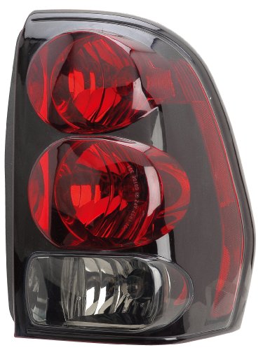Eagle Eyes GM236-B000R Chevrolet Passenger Side Rear Lamp
