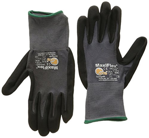 Protective Industrial Products Medium Green And Black MaxiFlexÂ® Cut By ATGÂ® Engineered Yarn Cut Resistant Gloves With Continuous Knitwrist, Dotted Palm And Fingers And Reinforced Thumb Crotch