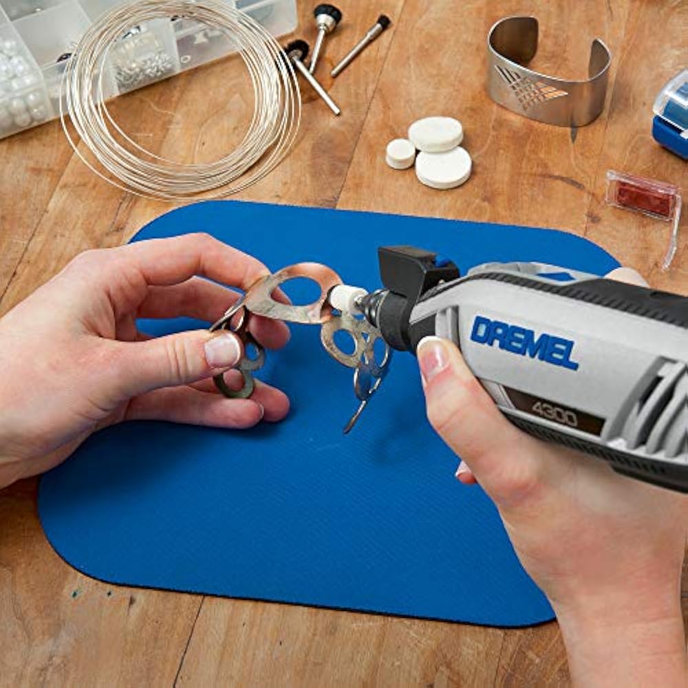 Dremel Rotary Tools 68401 20Piece Clean & Polish Accessory Kit With