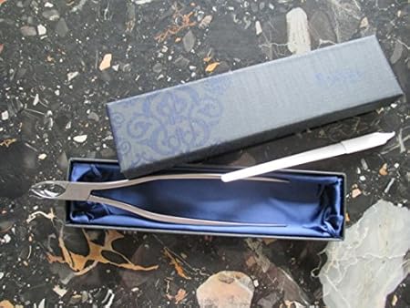 Amazon アンクル ロングニッパー爪切り 爪ヤスリ付き 届かない足の爪 巻き爪も整えられます 化粧箱入りでプレゼントに最適 アンクル 爪切り 通販